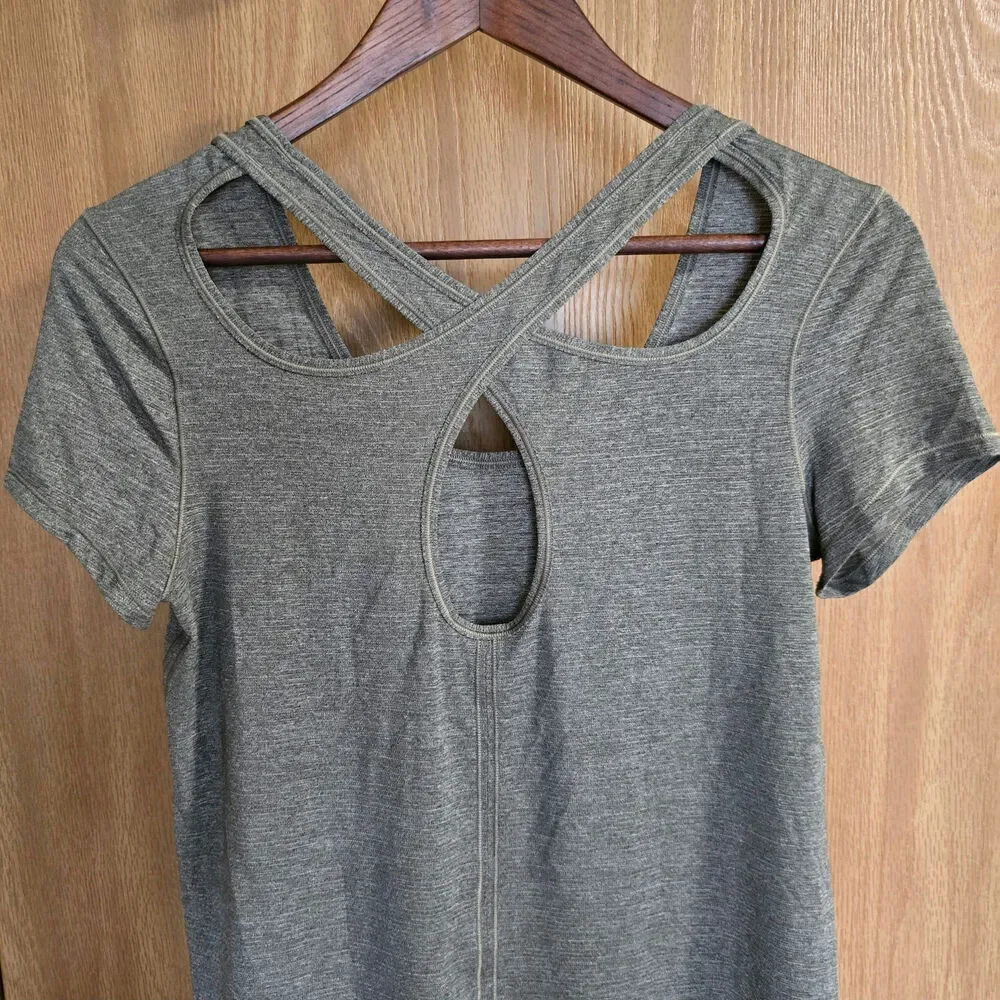 Lululemon Extra Mile Short Sleeve Shirt